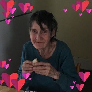 Meet your Posher, Laurie